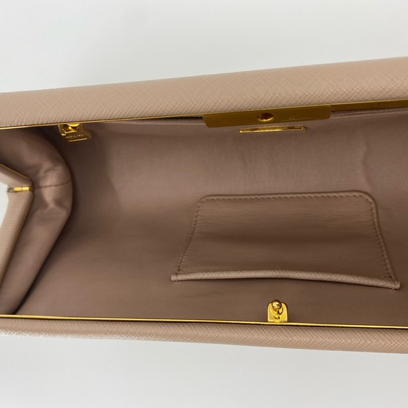 Prada Saffino Clutch in Cammel - Picture 7 of 8